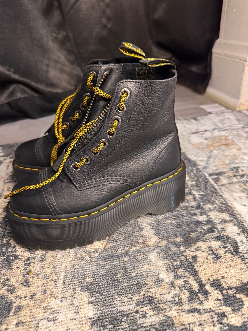 Dr. Martens Sinclair Max Pisa Leather Platform Boots - Picture 5 of 11